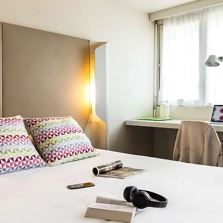Campanile St Georges Hotel 3*