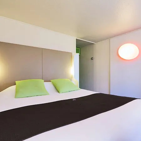 Kyriad Saint Georges 3*