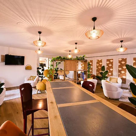 Kyriad Saint Georges - Renove Hotel