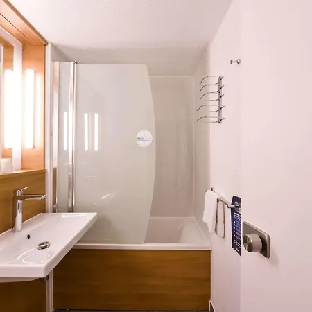 Kyriad Saint Georges Hotel Villeneuve-Saint-Georges